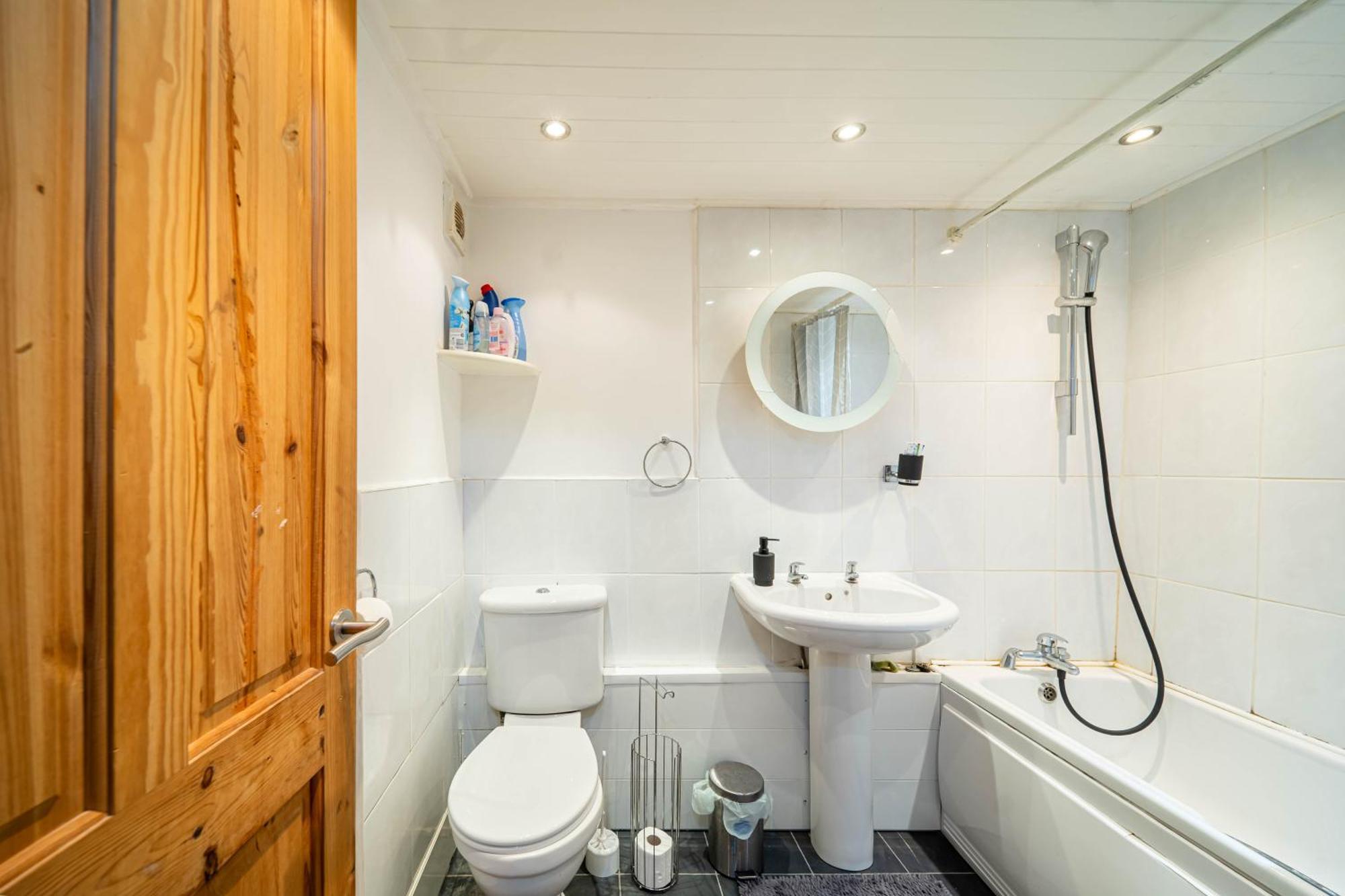 Hideaway Room With Kingsize Bed - Close To Sheffield City Centre Heeley Exterior photo